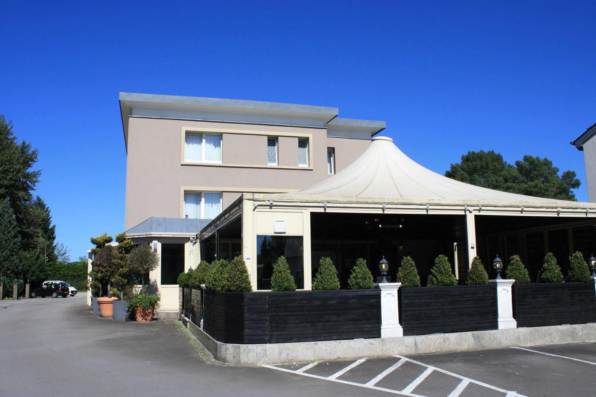 Bivius Hotel Restaurant Luxembourg 스트라센 외부 사진