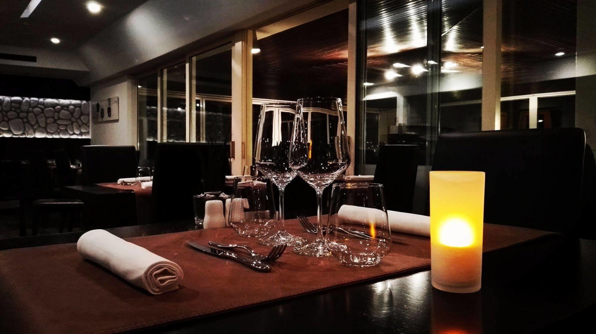 Bivius Hotel Restaurant Luxembourg 스트라센 외부 사진